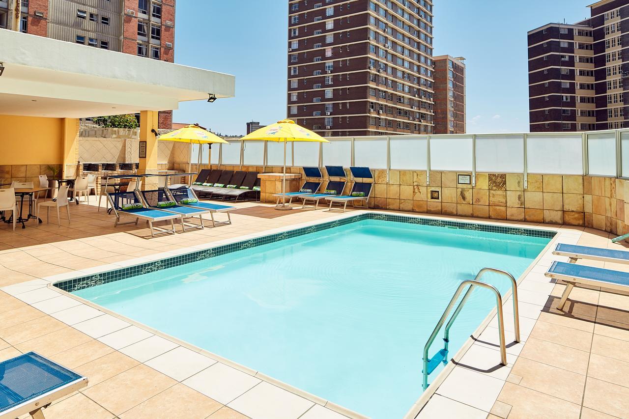 First Group Oceanic Hotel Дърбан Екстериор снимка